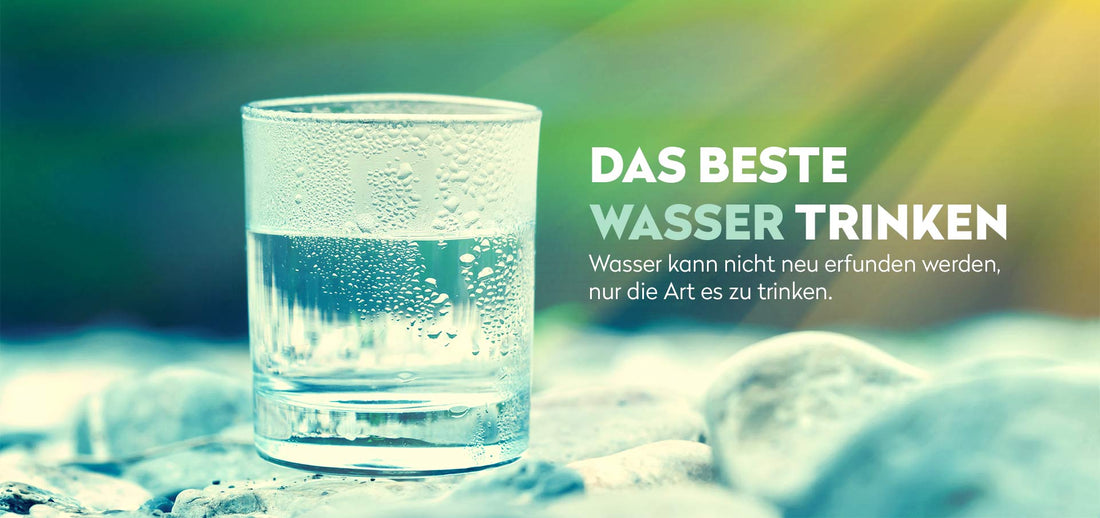sauberes Trinkwasser im Glas – gefiltertes Wasser für Gesundheit und Wohlbefinden